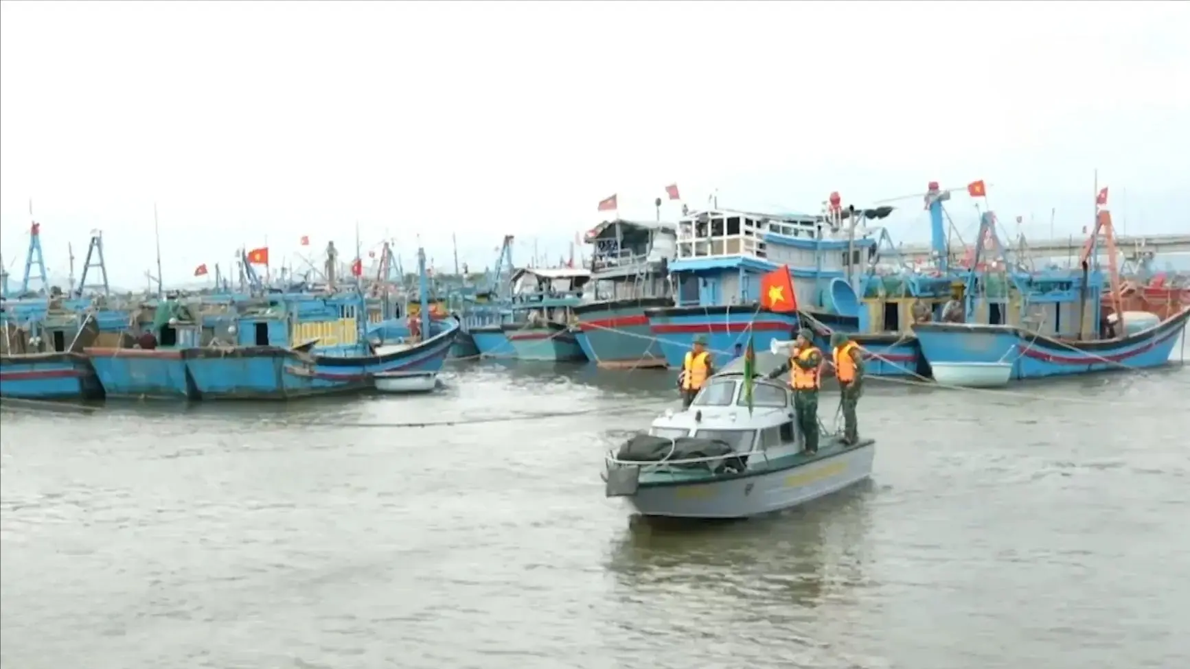 Khánh Hòa chủ động ứng phó bão số 15